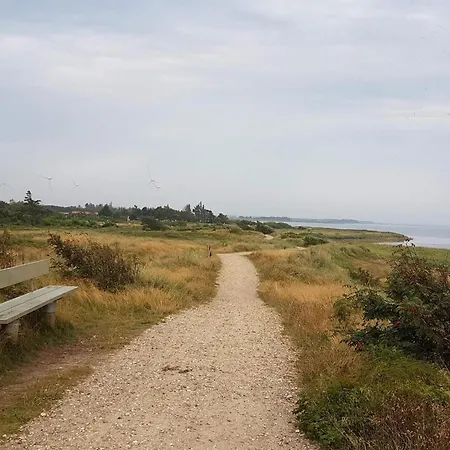 Modern Woodland Retreat-by Traum * Tarm